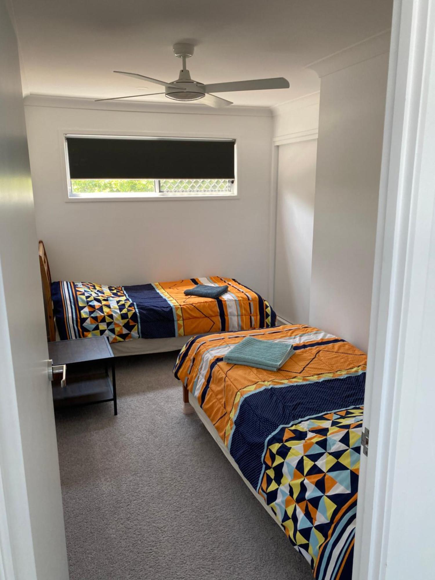 2Bd Family Or Couple Guesthouse Upstairs Near Turf Club, Hota In Bundall 골드코스트 외부 사진